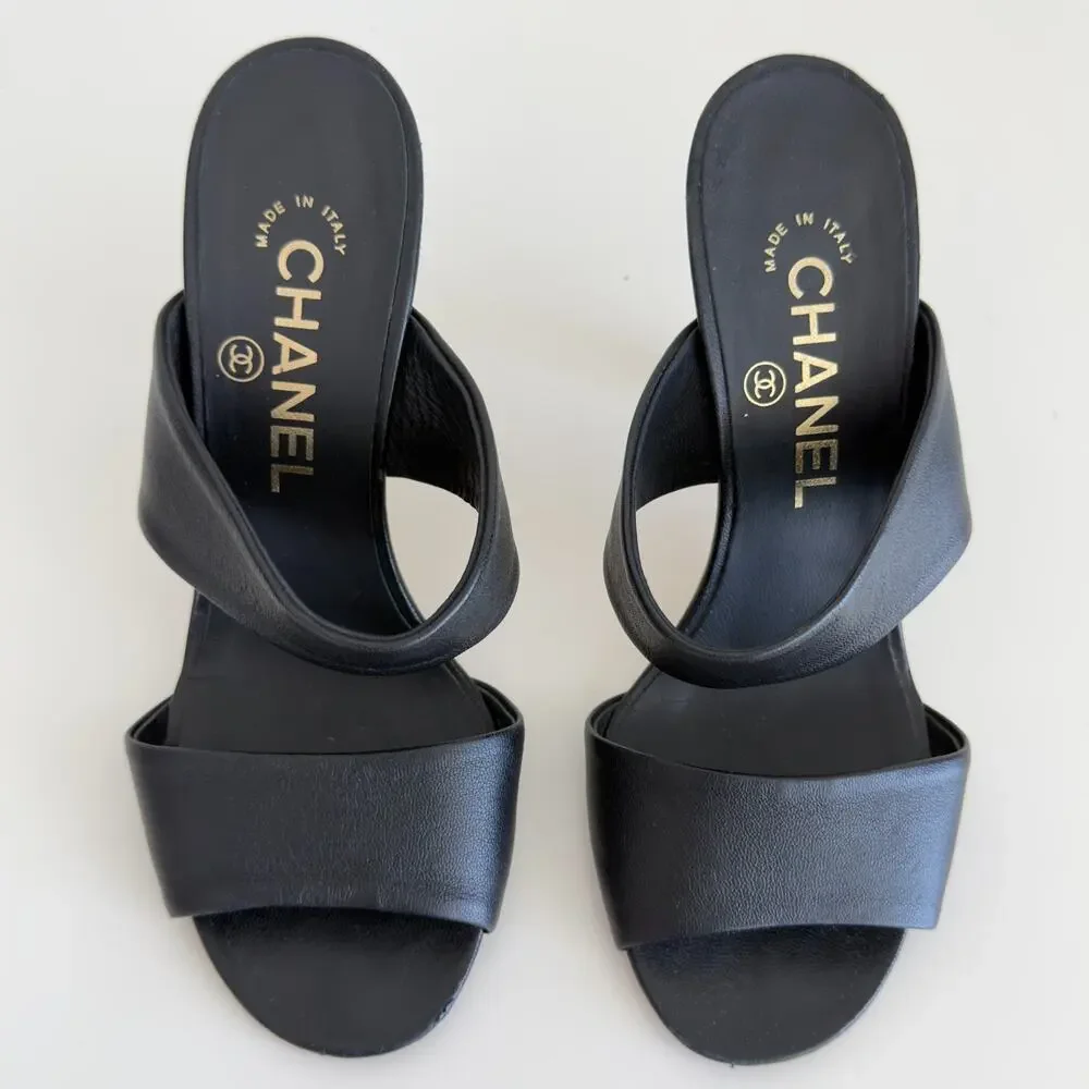 CHANEL‎ Pearl Heel Mules 35 1/2 Black Leather Double Strap Slide Heeled Sandals